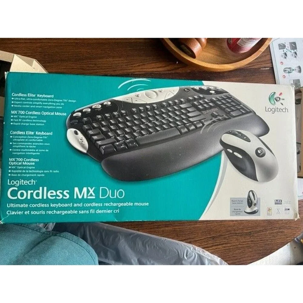 Logitech Wireless MX Duo Multimedia Keyboard & Optical Mouse Kit (Silver/Black